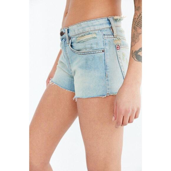 New UO x Bandit Essential Mid-rise Embroidered Denim Short Distressed Size 28 - Picture 2 of 6